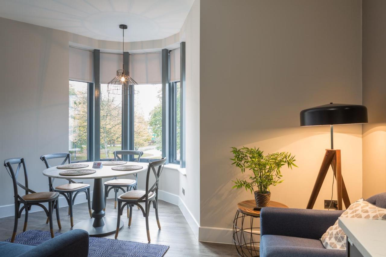 Park Lane Aparthotel By Urban Space Кардифф Экстерьер фото